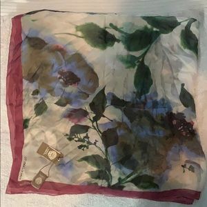 ‼️SALE‼️VINCECAMUTO SCARVES